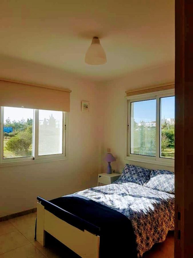Armstrong Apartment Paralímni Eksteriør bilde